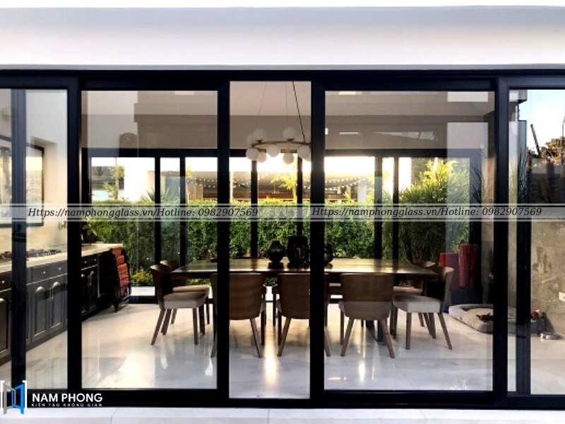 vach nhom kinh gia re