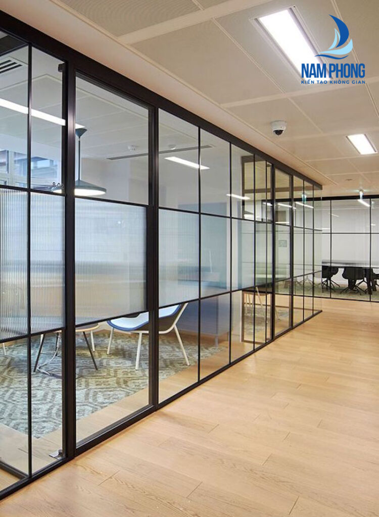 Báo giá vách kính cường lực 10mm tại Nam Phong Glass