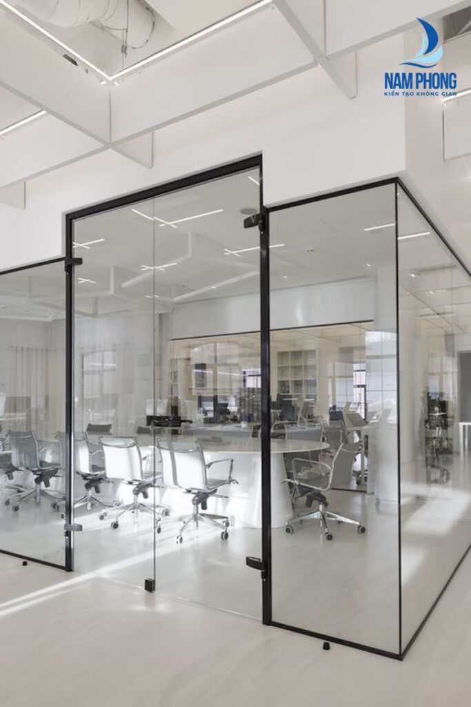 vách kính cường lực 12mm