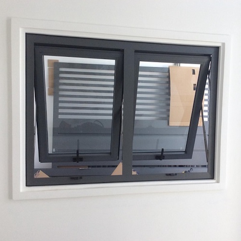 cửa sổ nhôm xingfa 2 cánh mở hất