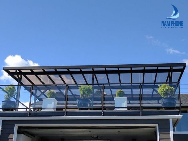 Mái kính cường lực sân thượng đẹp