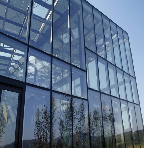 báo giá thi công vách kính mặt dựng