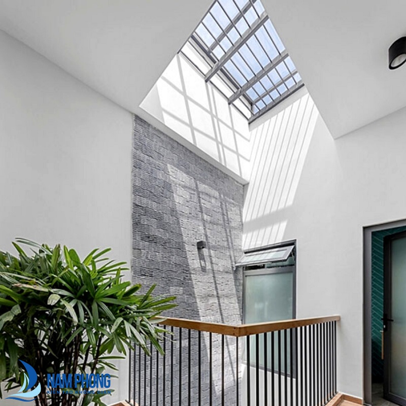 ung dung mai kinh cuong luc