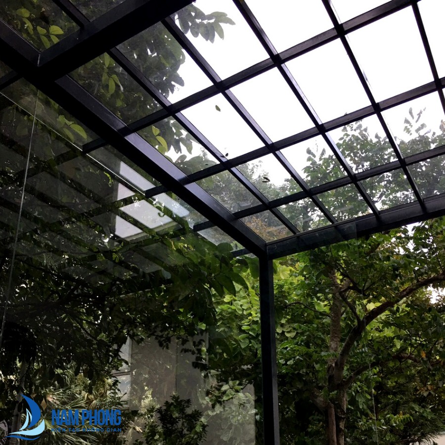 biện pháp thi công mái kính cường lực