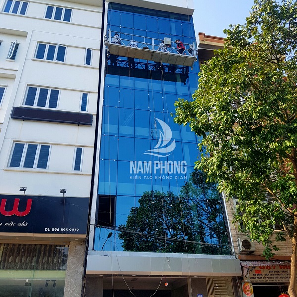 vach nhom kinh mat dung