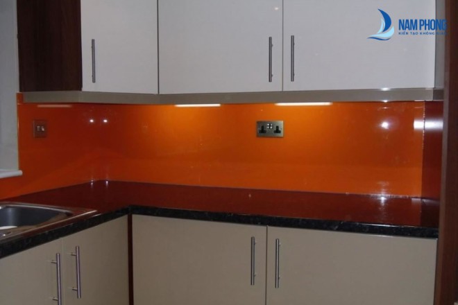 kinh cuong luc mau cam