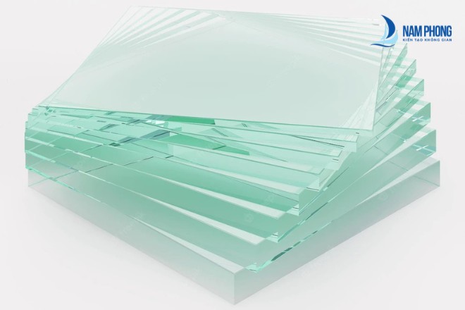 tai sao kinh cuong luc co kha nang chiu nhiet tot