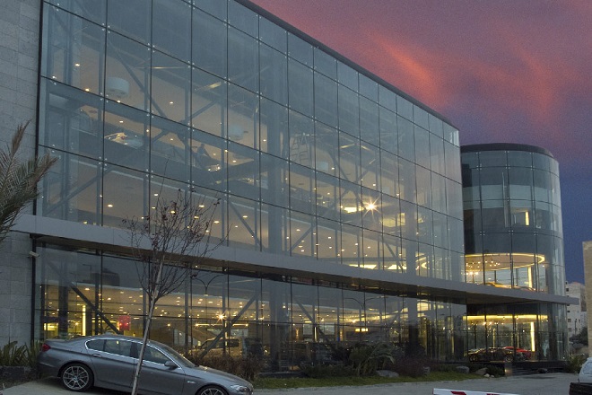 co nen dung vach kinh cuong luc he spider khong