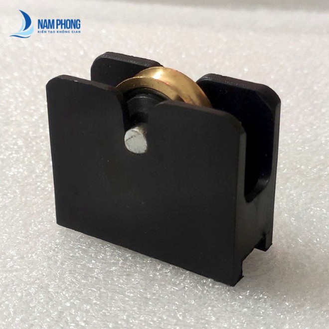 vai net ve banh xe cua lua nhom kinh