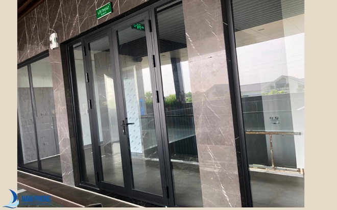 Cách kết hợp cửa nhôm màu đen trong thiết kế nội thất