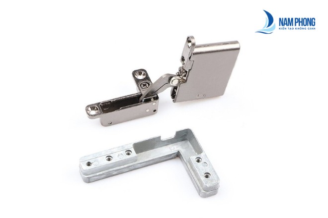 Hướng dẫn cách phân biệt phụ kiện cửa nhôm Xingfa thật giả