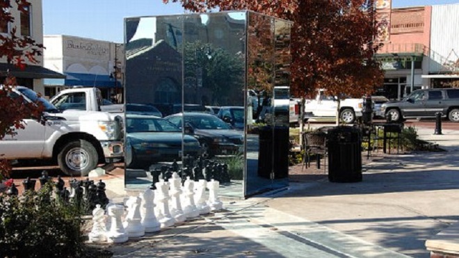 Mẫu cửa kính 1 chiều cho phòng tắm công cộng