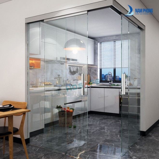 Mẫu cửa kính phòng bếp không khung phong cách mới lạ
