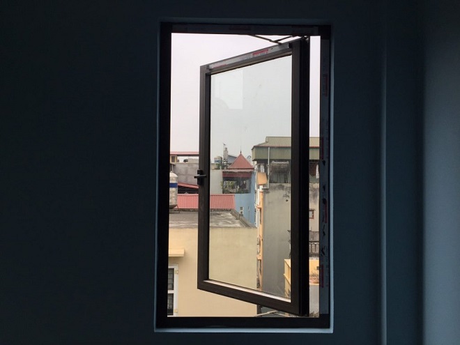 Mẫu cửa sổ nhôm Xingfa 1 cánh đen tuyền sang trọng