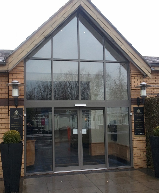 Mẫu vách dựng nhôm Xingfa cho nhà xưởng