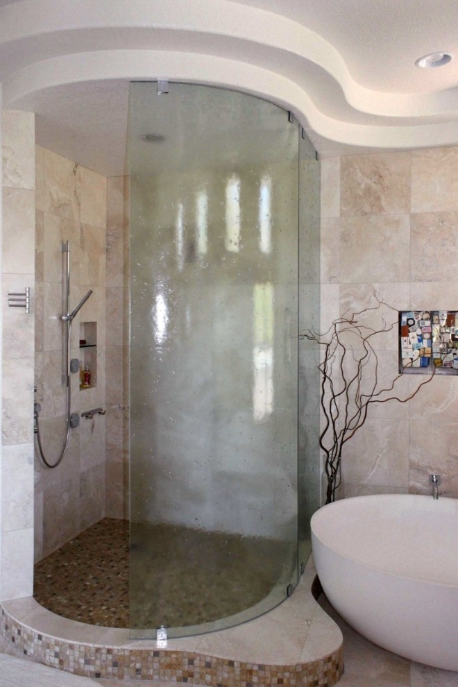 Mẫu cabin tắm kính uốn cong đẹp, tay nắm bản vuông tròn Inox 304