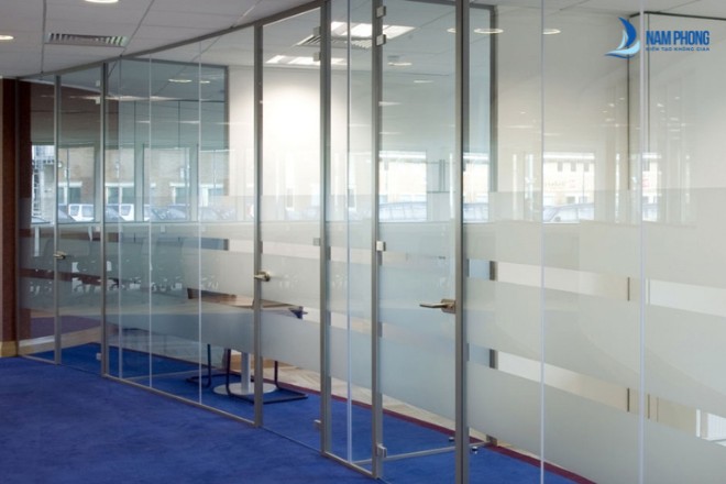 Mẫu cửa kính đục phun cát làm mờ