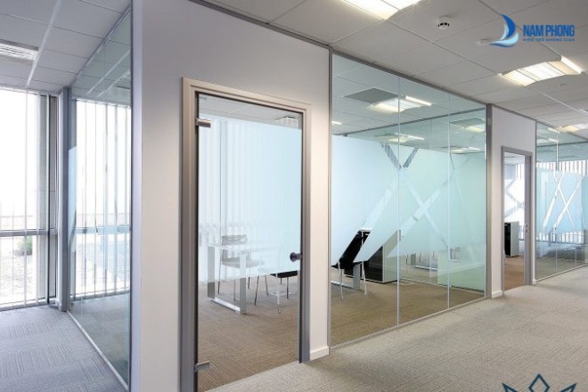 Mẫu cửa kính mờ cho phòng họp của doanh nghiệp