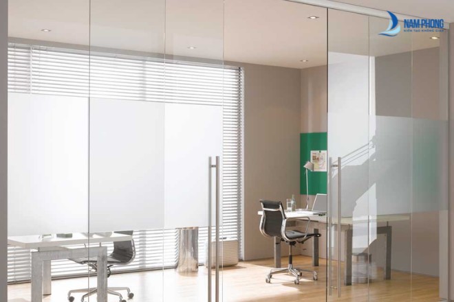 Mẫu cửa kính mờ phòng làm việc đẳng cấp nhất