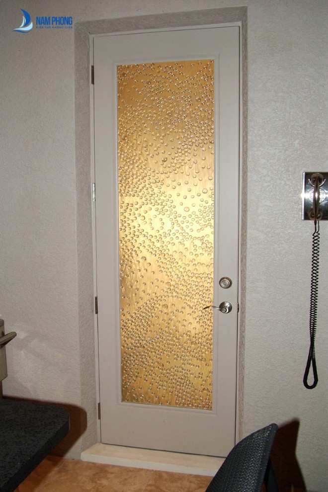 Mẫu cửa kính tranh 3d phòng ngủ họa tiết đơn giản