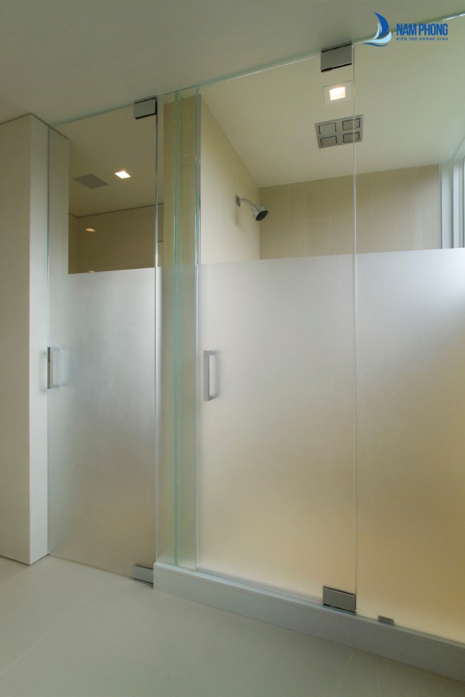 Ứng dụng cửa kính trong nhà vệ sinh