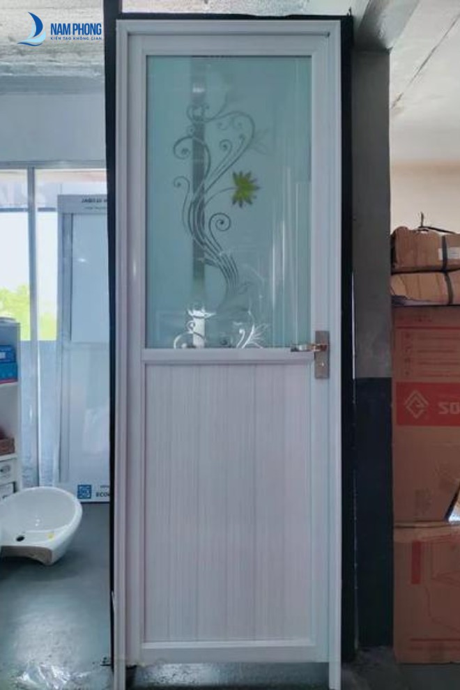 Ứng dụng cửa tranh 3D làm cửa nhà vệ sinh