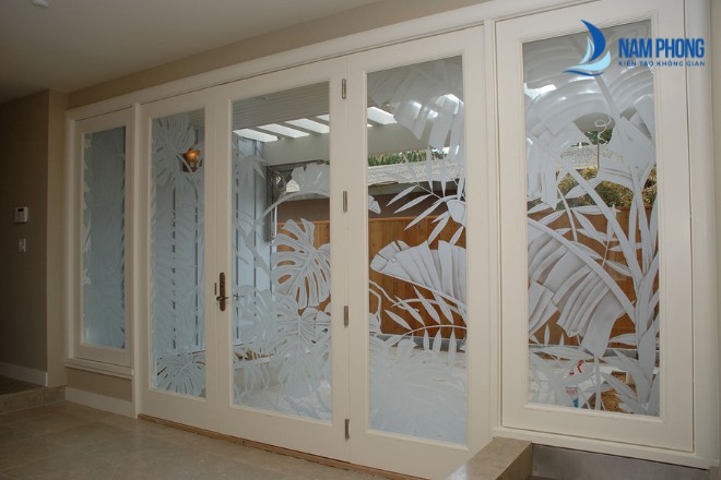 Báo Giá: TOP 20+ Mẫu Cửa Nhôm Kính Tranh 3D Đẹp, Giá Rẻ Vài nét về cửa nhôm kính tranh 3D