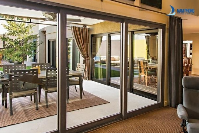 Kích thước cửa lùa nhôm kính là bao nhiêu?