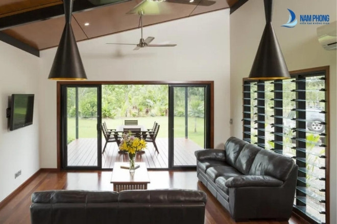 Mẫu cửa chớp lật cho phòng khách