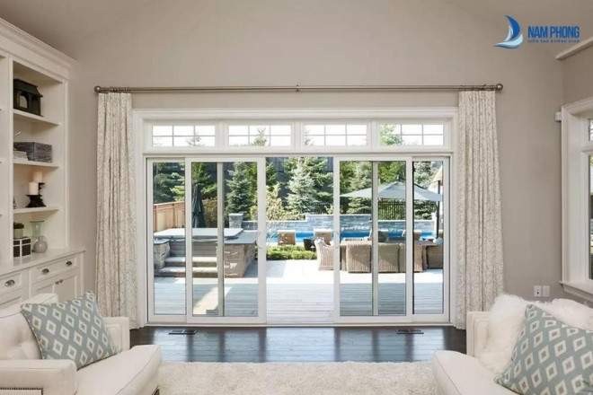 Mẫu cửa lùa 4 cánh kiểu sáng hiện đại