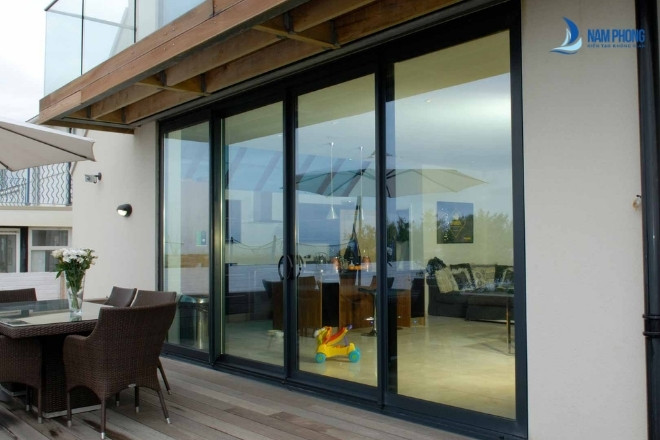 Mẫu cửa lùa 4 cánh sang trọng, đáng mua nhất