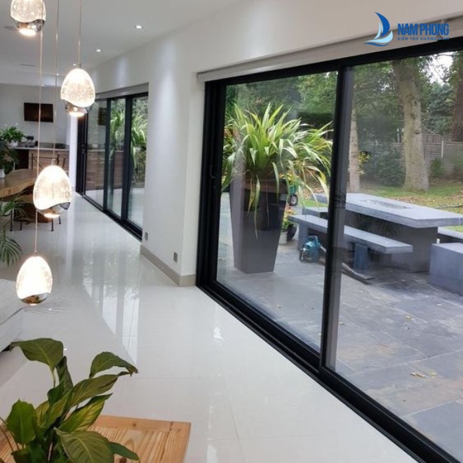 Mẫu cửa nhôm kính phòng khách đẹp