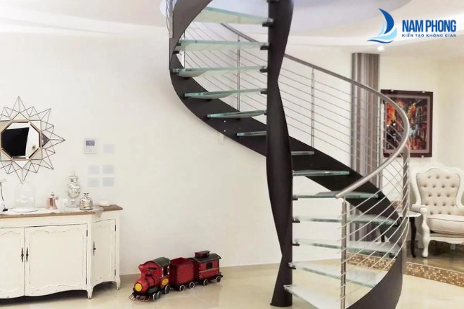 Mẫu cầu thang xoắn ốc thiết kế trong nhà