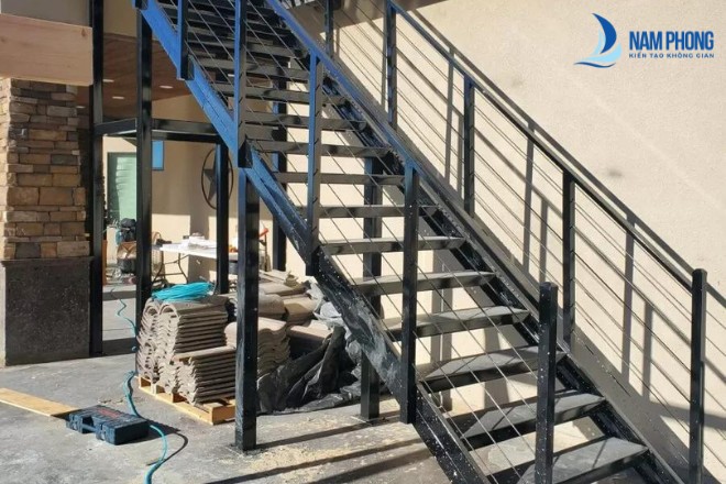 Thiết kế mẫu cầu thang cho nhà nhỏ