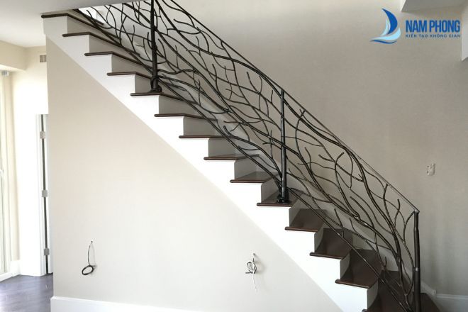 Lan can cầu thang sắt uốn nghệ thuật là gì?