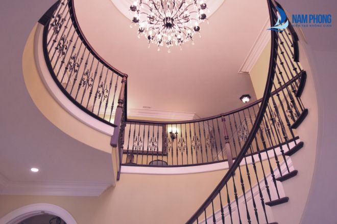 Mẫu lan can sắt uốn với đường cong mềm mại uyển chuyển