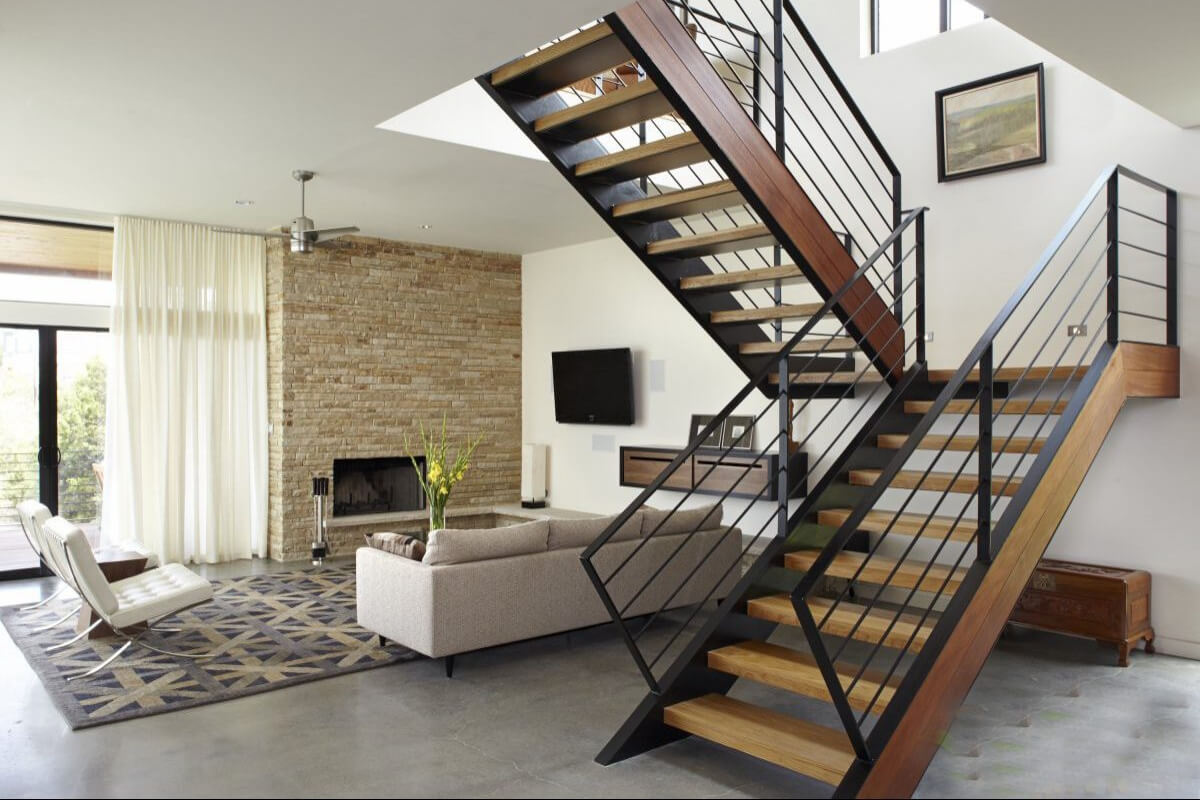 Cầu thang sắt nên sơn màu hợp phong thủy