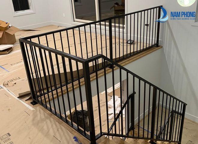Mẫu lan can sắt nghệ thuật cao cấp được ưa chuộng sử dụng