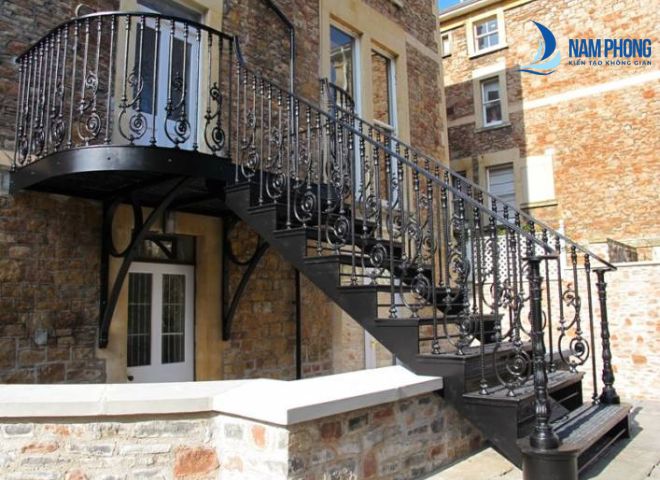Hướng dẫn cách làm lan can cầu thang sắt chi tiết và nhanh nhất