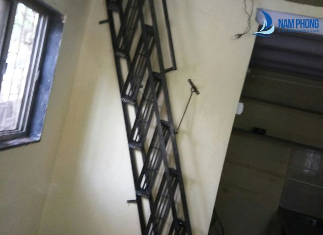 Mẫu cầu thang kiểu dáng xoắn ốc thẩm mỹ cho ngôi nhà hiện đại