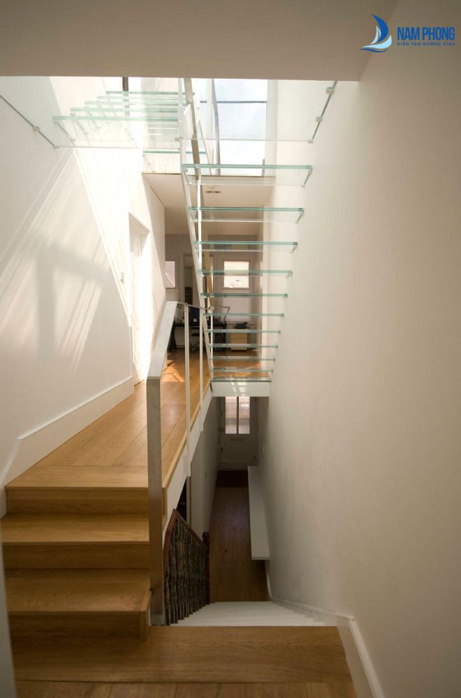 Mẫu giếng trời tạo điểm nhấn cho không gian cực độc đáo