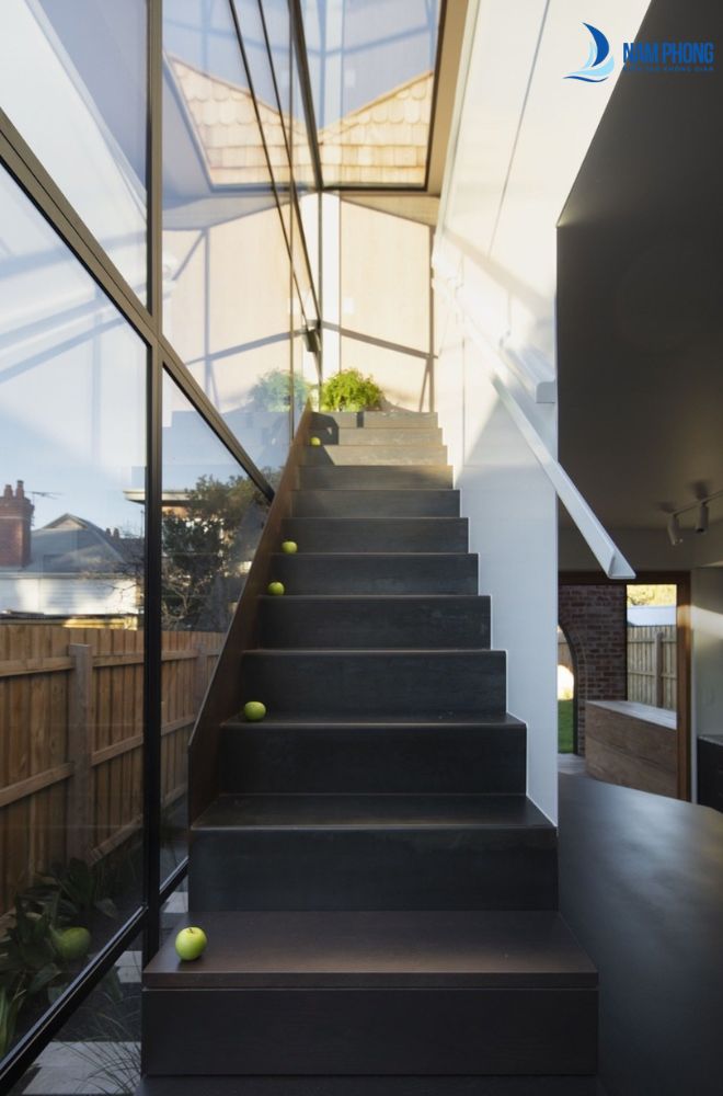 Mẫu giếng trời kết hợp tiểu cảnh thiết kế sang trọng