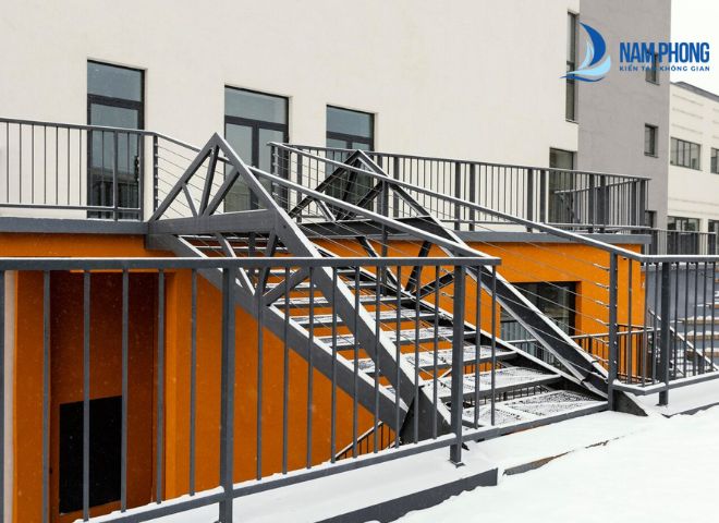 Mẫu trụ cầu thang kiểu dáng hiện đại được nhiều lựa chọn nhất hiện nay