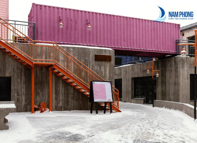 Mẫu trụ cầu thang hình tròn với thiết kế tối giản cực bắt mắt