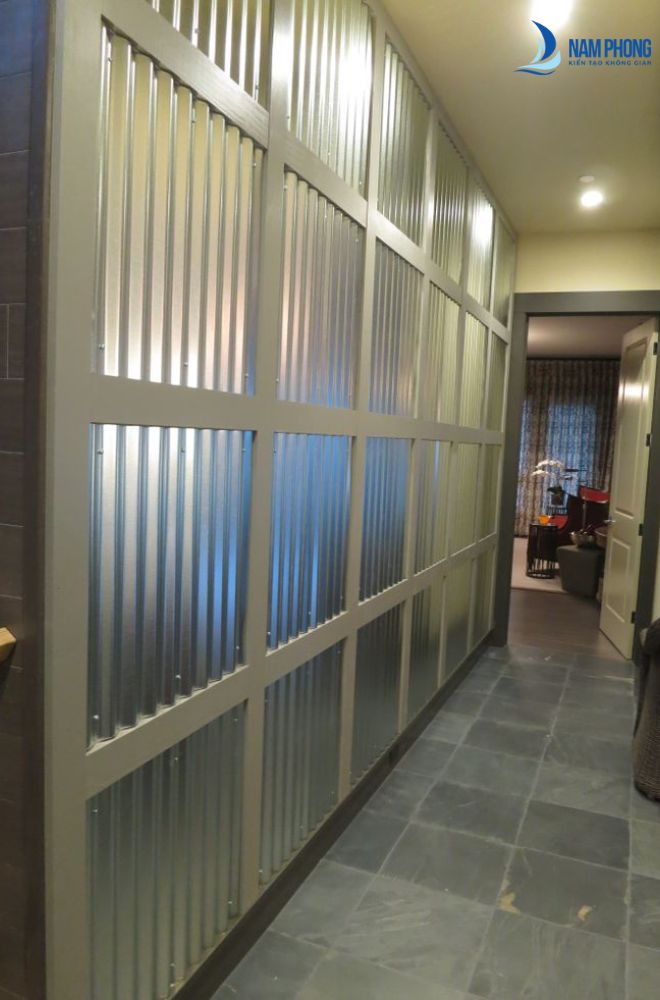 Mẫu vách kính vân sóng có thiết kế hiện đại khung nhôm