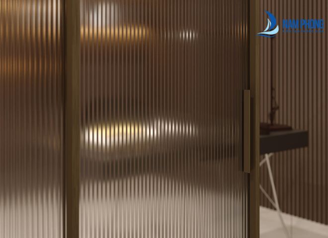 Thông tin chi tiết về kính sọc cường lực cần biết