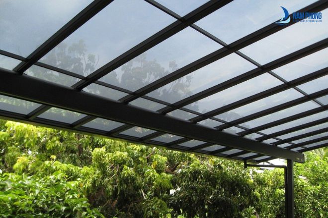 Mẫu mái hiên ngoài trời đẹp nhất cho gia đình