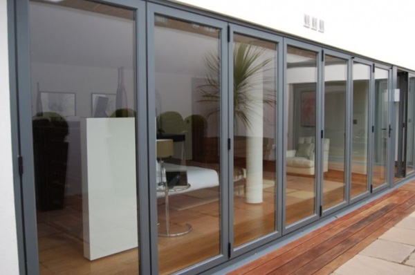 Lựa chọn độ dày kính phù hợp để đảm bảo an toàn