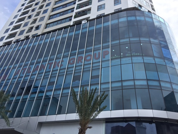 Mẫu vách kính mặt dựng sang trọng, an toàn