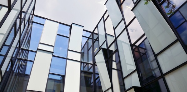 Mẫu vách kính cho công trình hiện đại